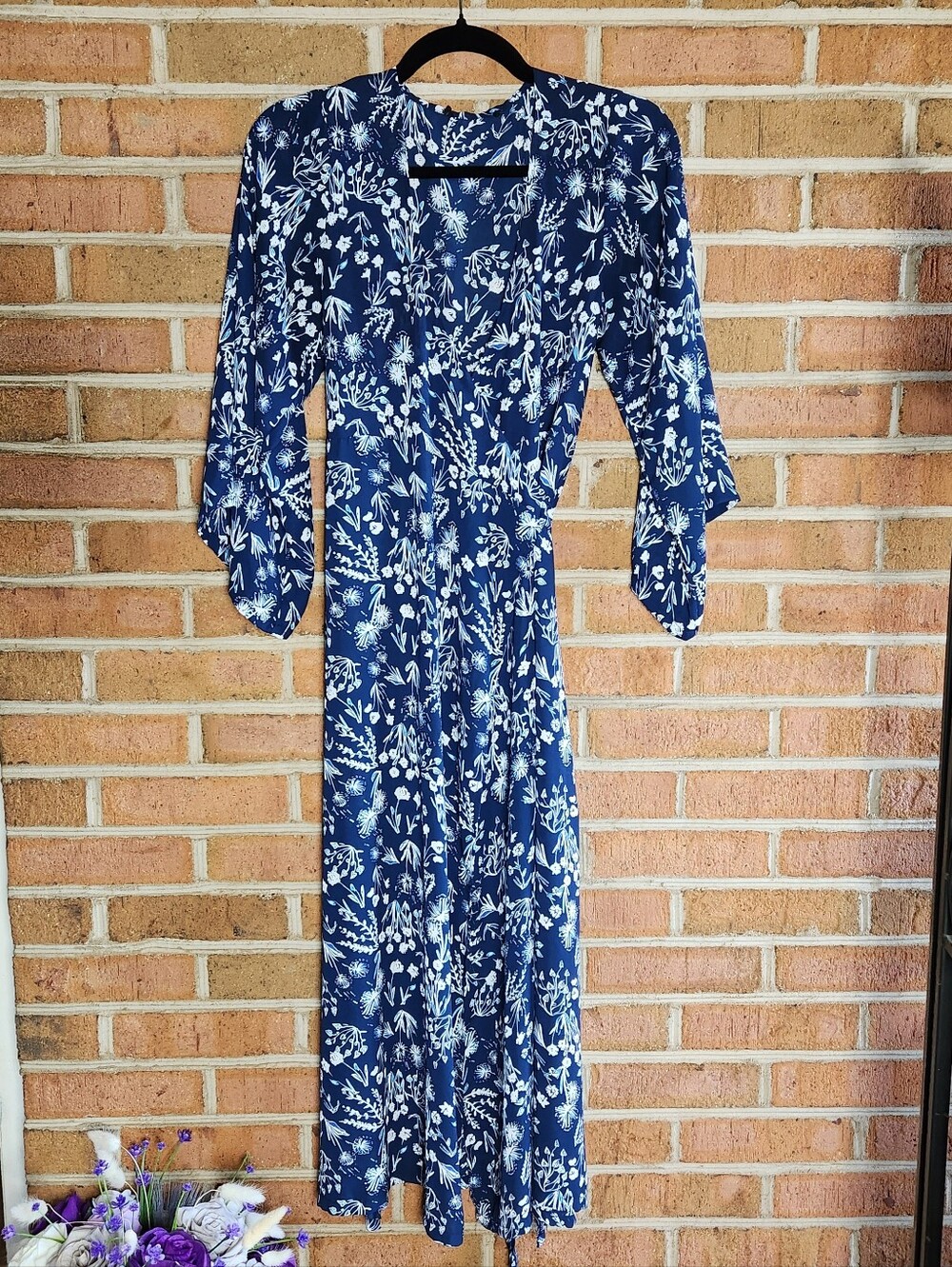 Olivaceous-Blue & White Floral Crossover Dress-NWOT.-PTP 17-SIZE S.
